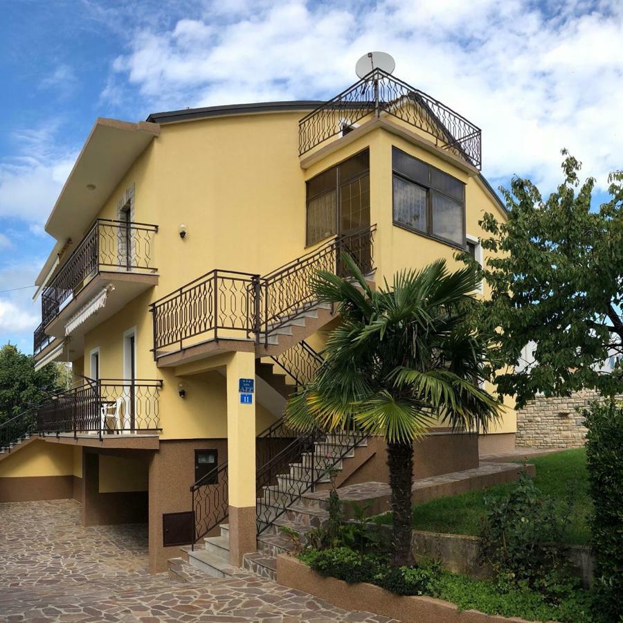 Mariella Hotel Bašanija Екстериор снимка